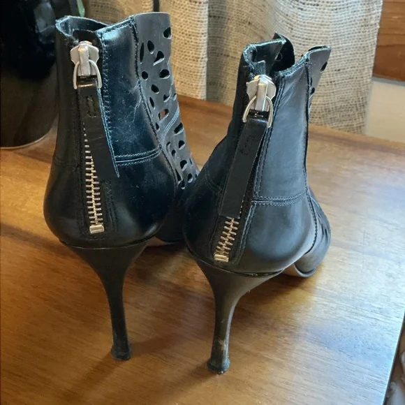 Nine West Black leather Stiletto heels - ladies 7 - Picture 4 of 7